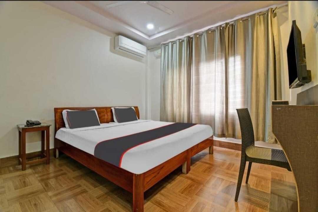 Jorhāt Collection O Megha Resort מראה חיצוני תמונה
