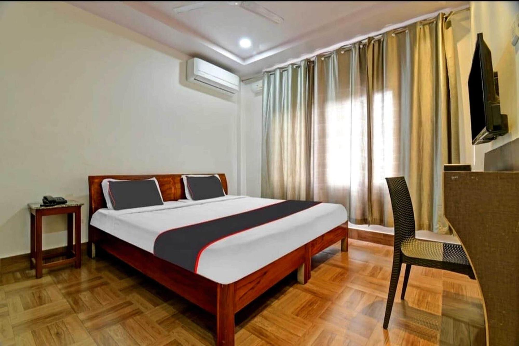 Jorhāt Collection O Megha Resort מראה חיצוני תמונה