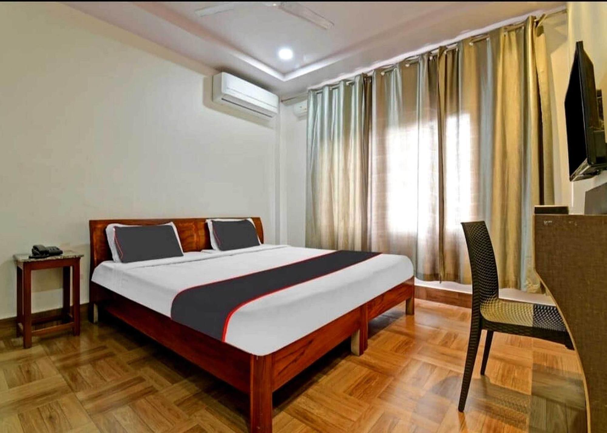 Jorhāt Collection O Megha Resort מראה חיצוני תמונה